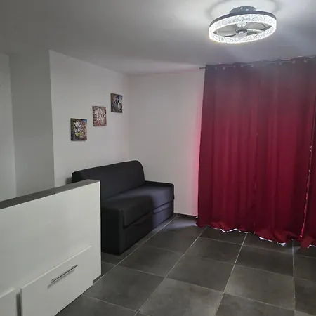 Au Calme Rive Droite דירה פאלאבה-לה-פלו