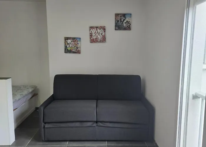Au Calme Rive Droite Apartment